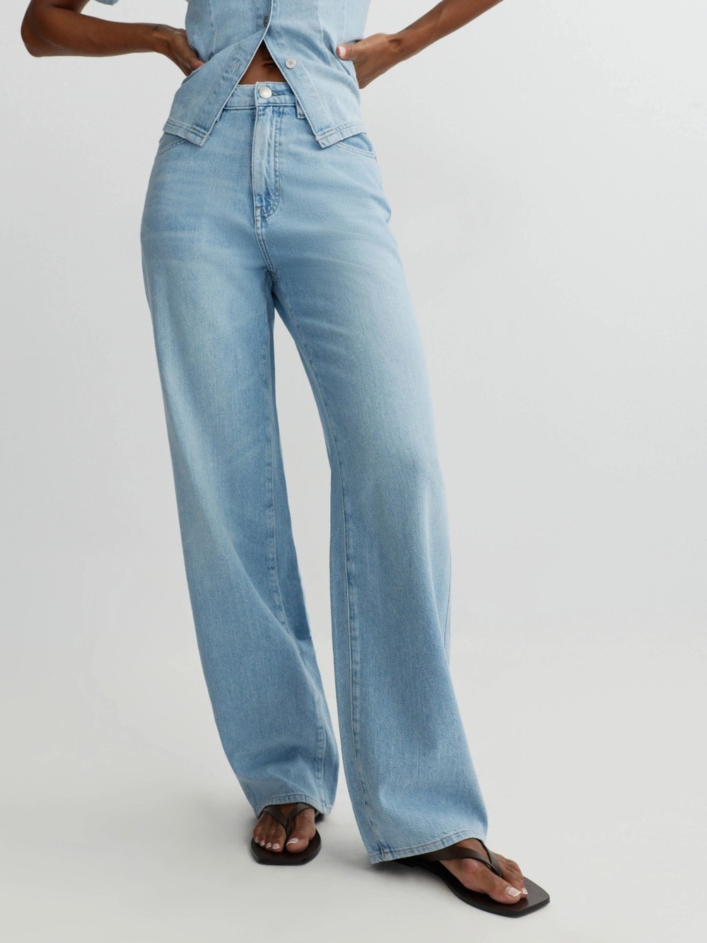 DL1961 Kaylen Soft Barrel High Rise 32" Jeans Beachfront Aura 25